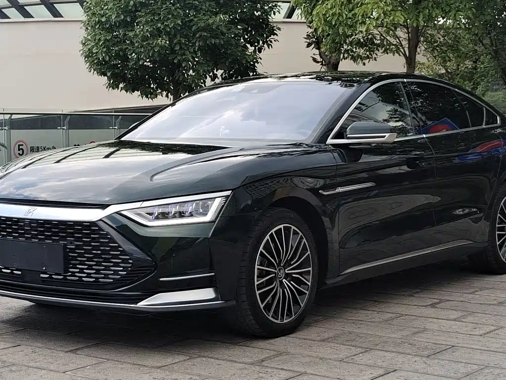 2021 BYD Han - zdjęcie 1 z 12