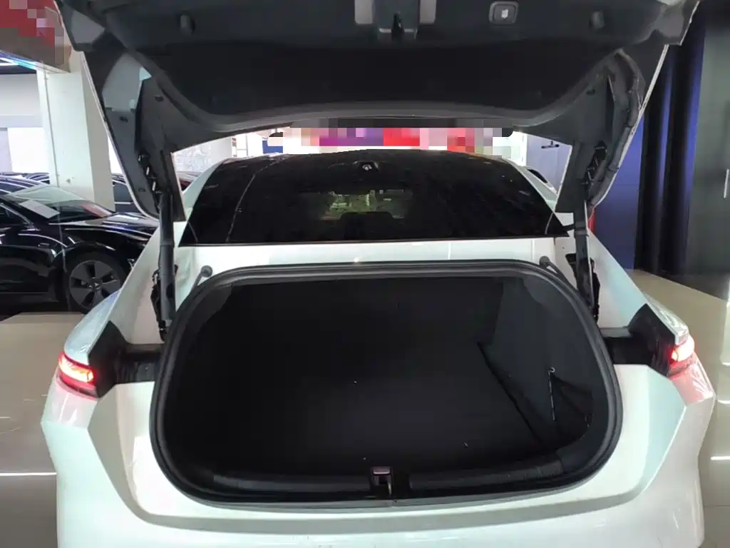 NIO ET5 — миниатюра 19