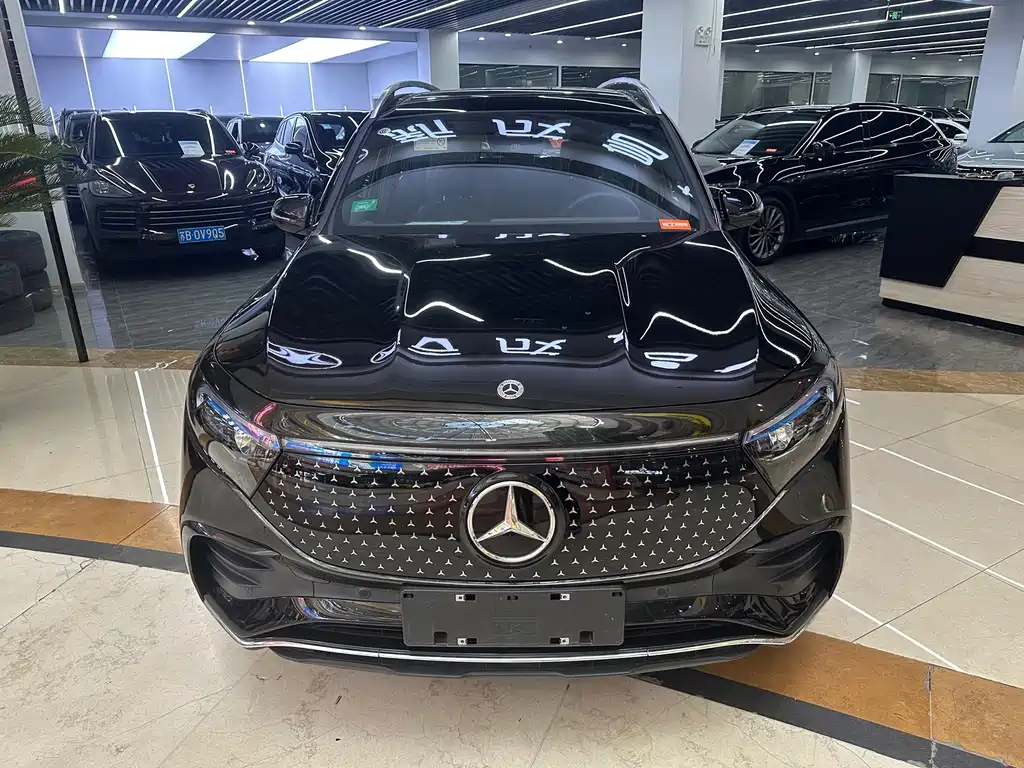 Mercedes-Benz EQB — миниатюра 2