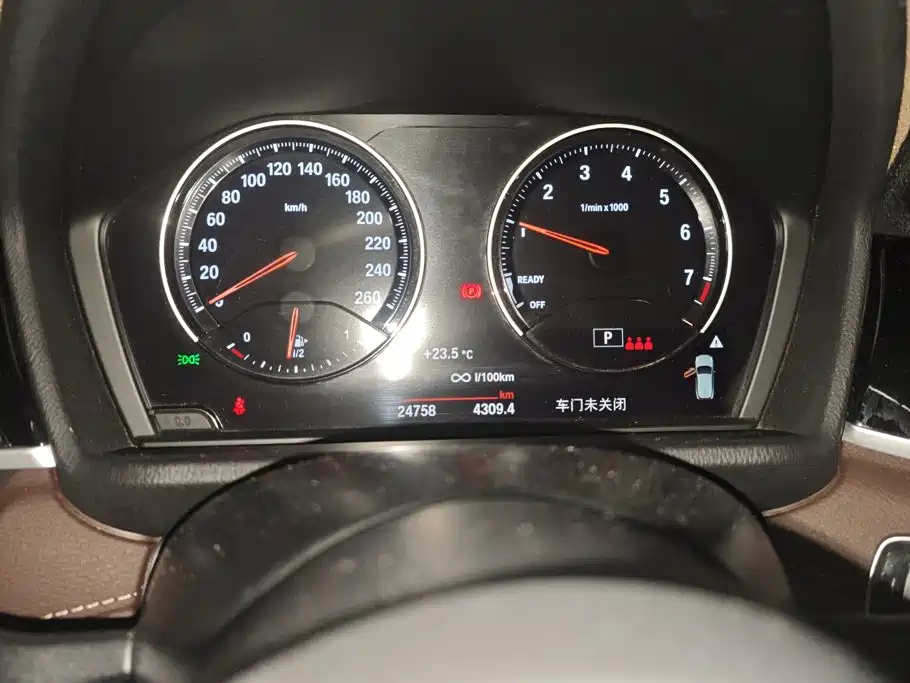 BMW X2 — миниатюра 14