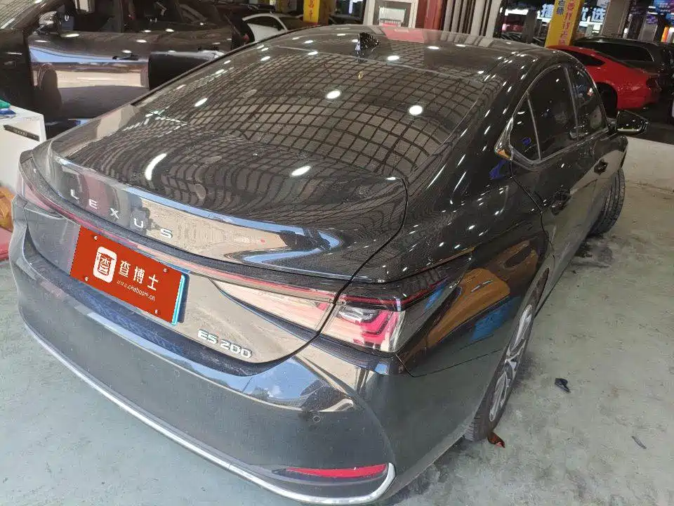 Lexus ES — миниатюра 2