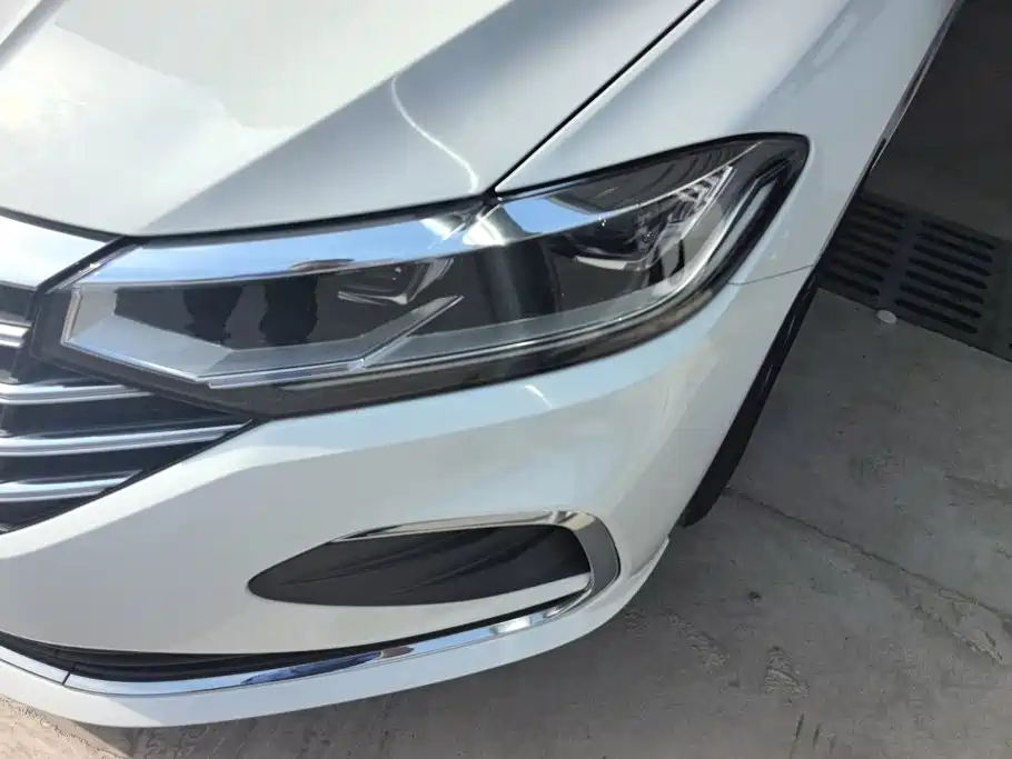 Volkswagen Lavida — миниатюра 5