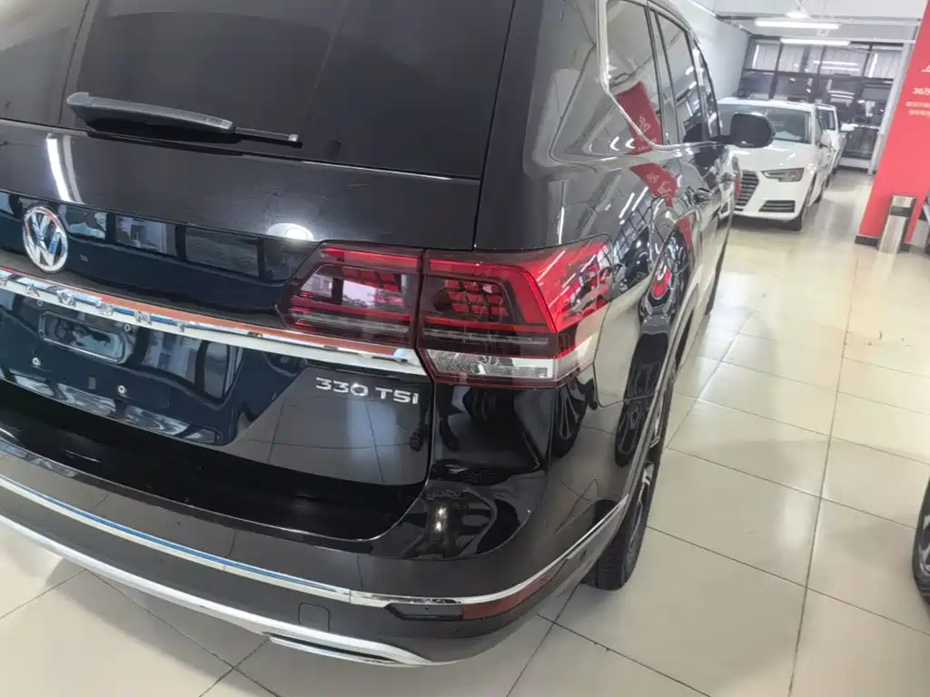 Volkswagen Teramont — миниатюра 8