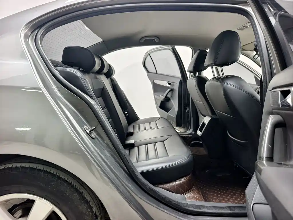 Volkswagen Lavida — миниатюра 15