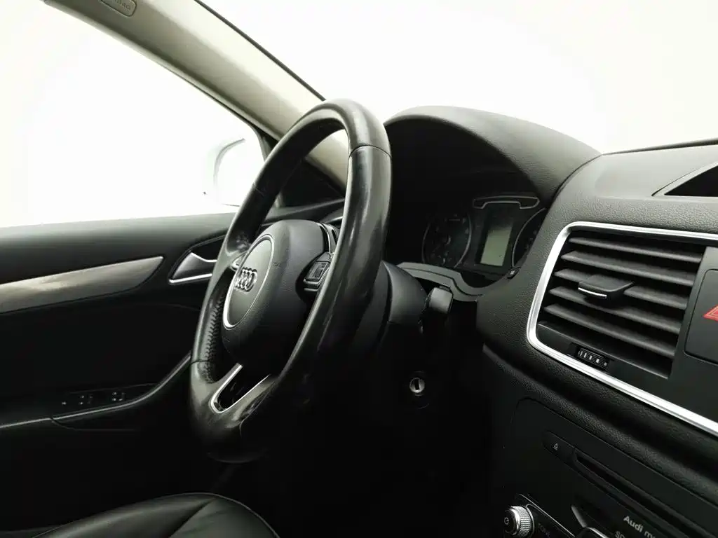 Audi Q3 — миниатюра 22
