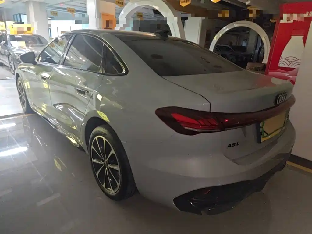 Audi Audi A5L — миниатюра 5