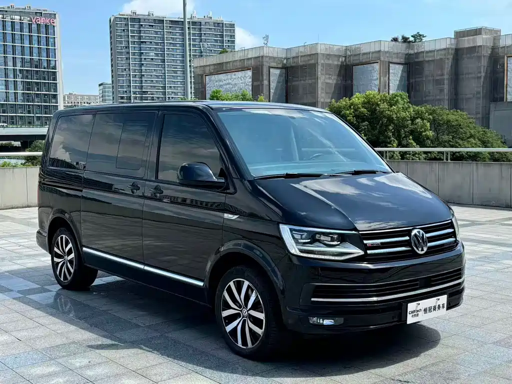 Volkswagen Multivan 2.0TSI 4WD Premium Edition 7 seats, фото 3