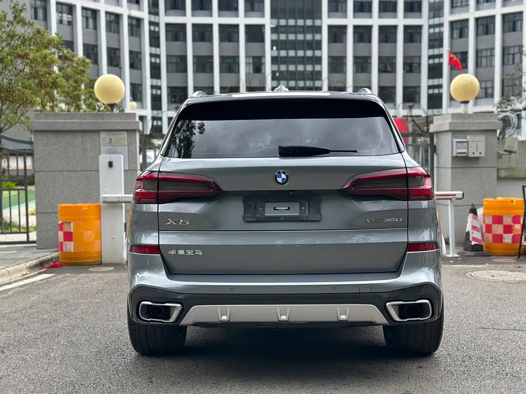 BMW X5 — миниатюра 5