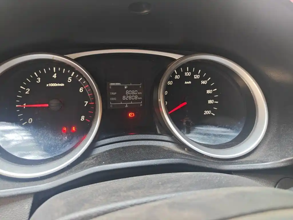 Wuling Hongguang S3 — миниатюра 8
