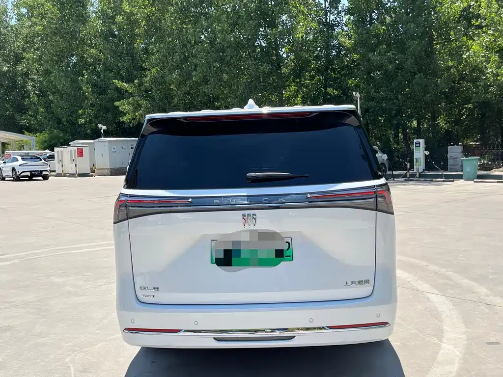 Buick GL8 2025 Smart