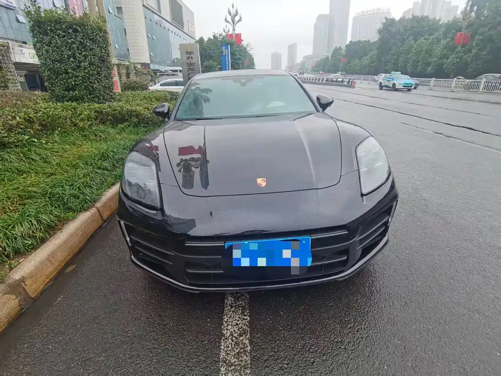 Porsche Panamera — миниатюра 2