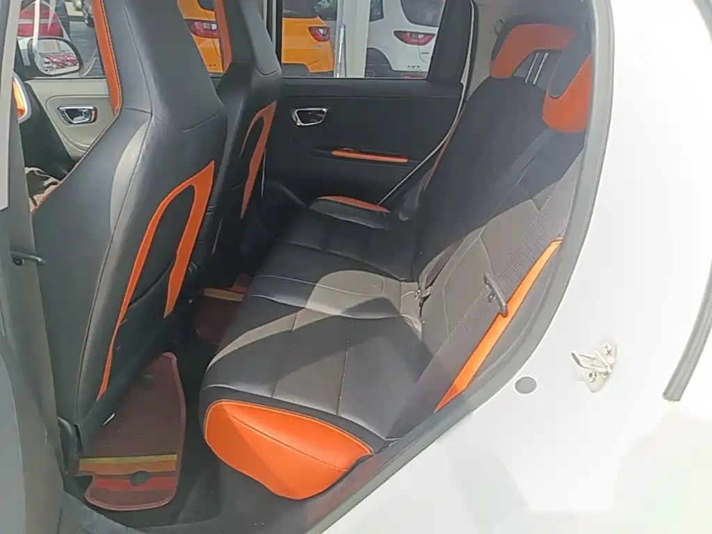 Geely Vision X1 — миниатюра 17