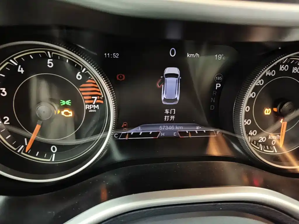 Jeep Cherokee — миниатюра 12