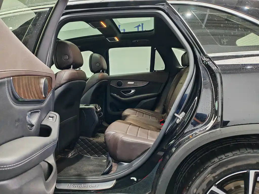 Mercedes-Benz GLC — миниатюра 12