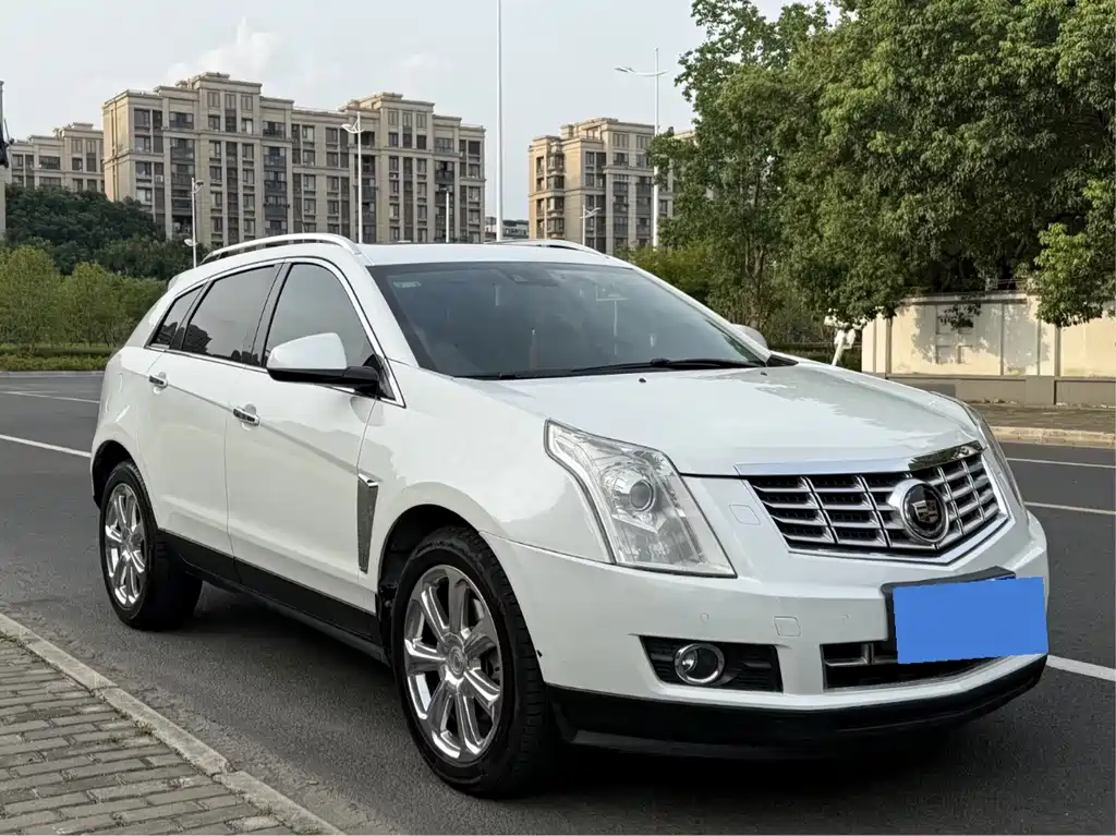 Cadillac SRX — миниатюра 3