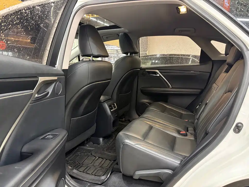 Lexus RX — миниатюра 5