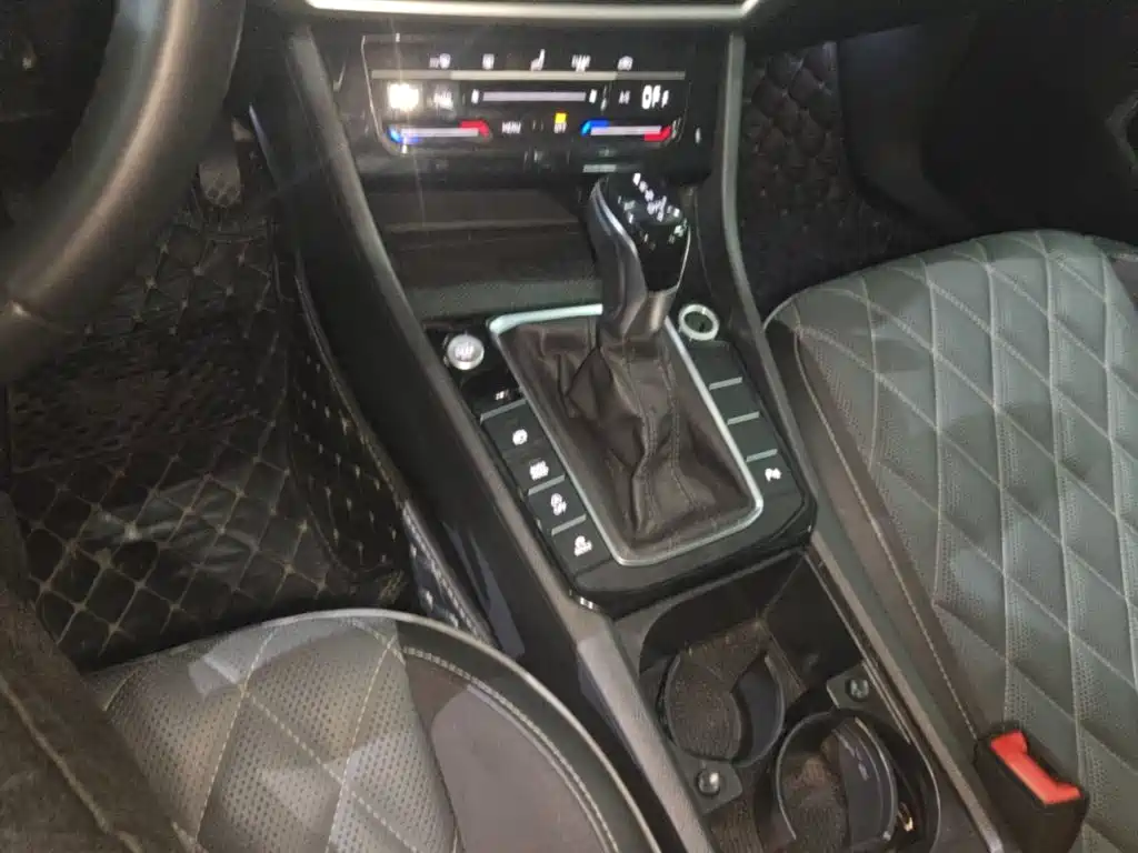 Volkswagen Sagitar — миниатюра 14