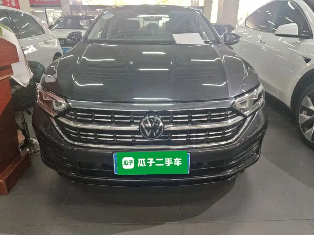 Volkswagen Sagitar — миниатюра 3