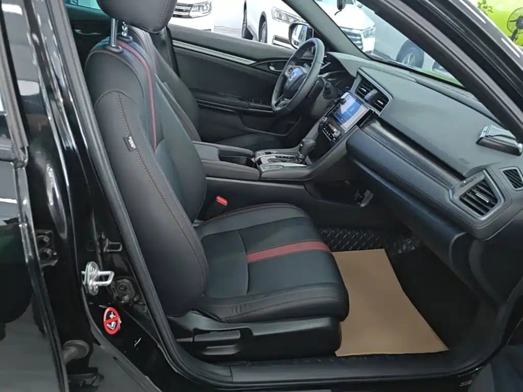 Honda Civic — миниатюра 25