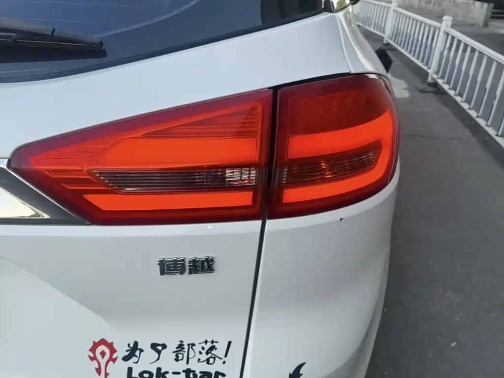 Geely Boyue — миниатюра 8