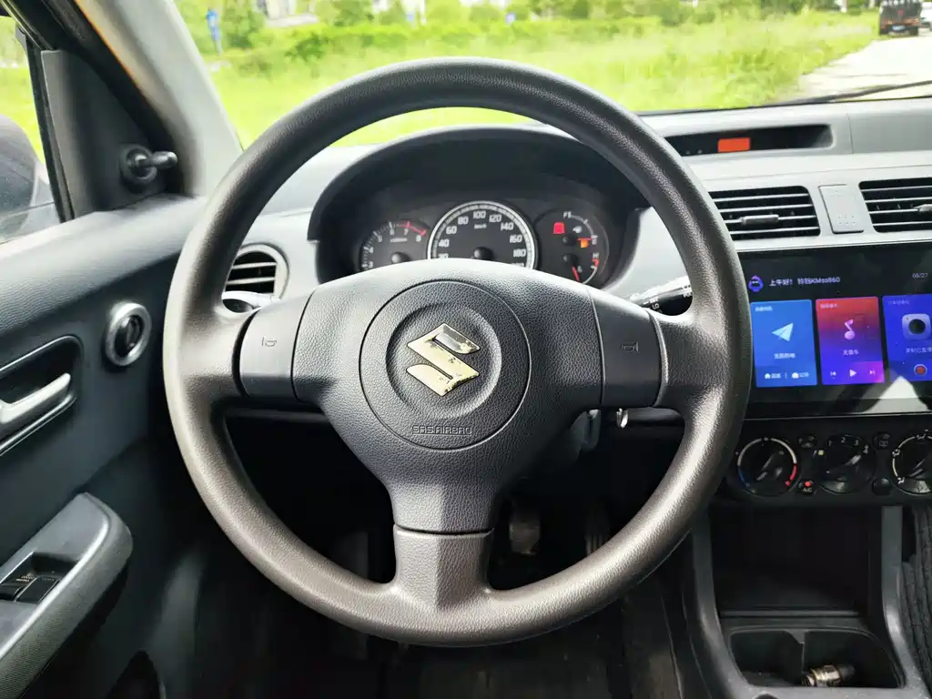 Suzuki Swift — миниатюра 10