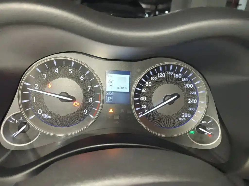 Infiniti Q70 — миниатюра 4
