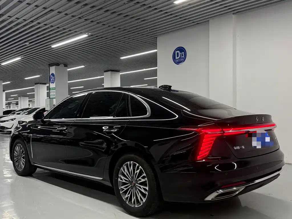 Hongqi Hongqi H5 — миниатюра 19