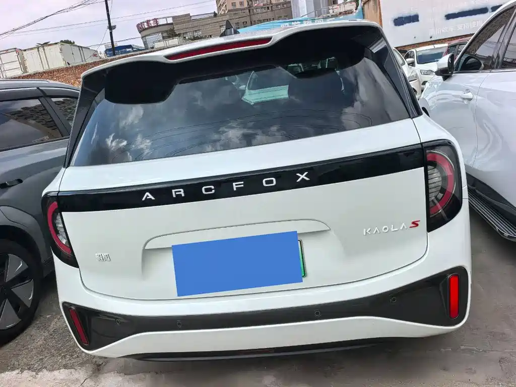ARCFOX S — миниатюра 5