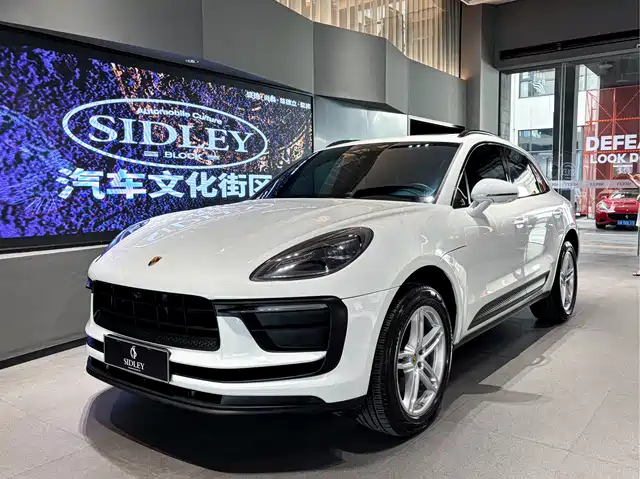 PORSCHE MACAN 2022