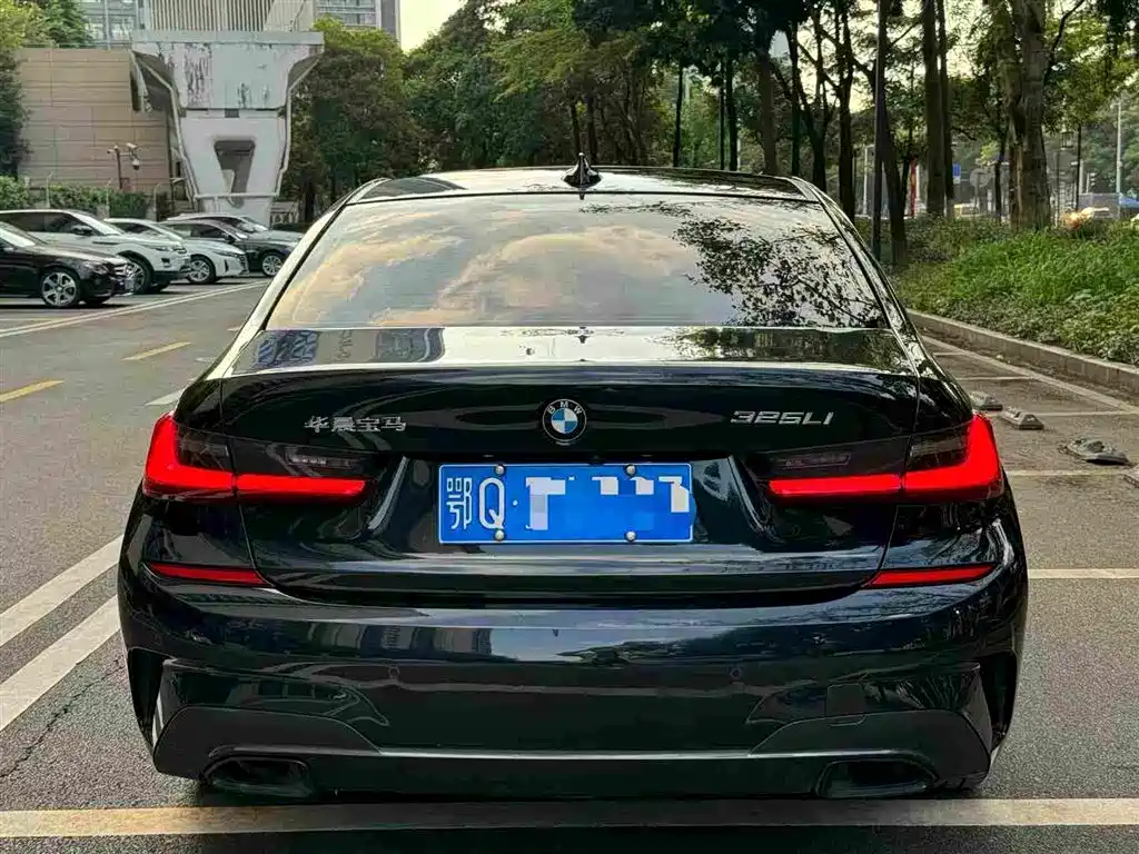 BMW 3 Series — миниатюра 5