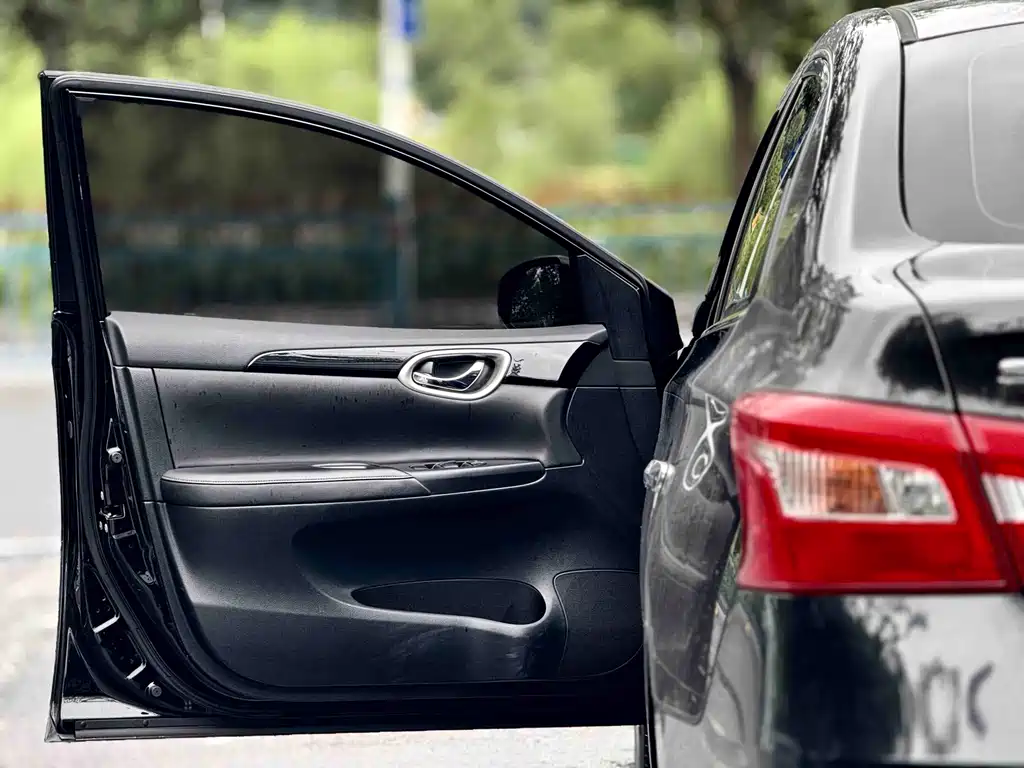 Nissan Sylphy — миниатюра 7