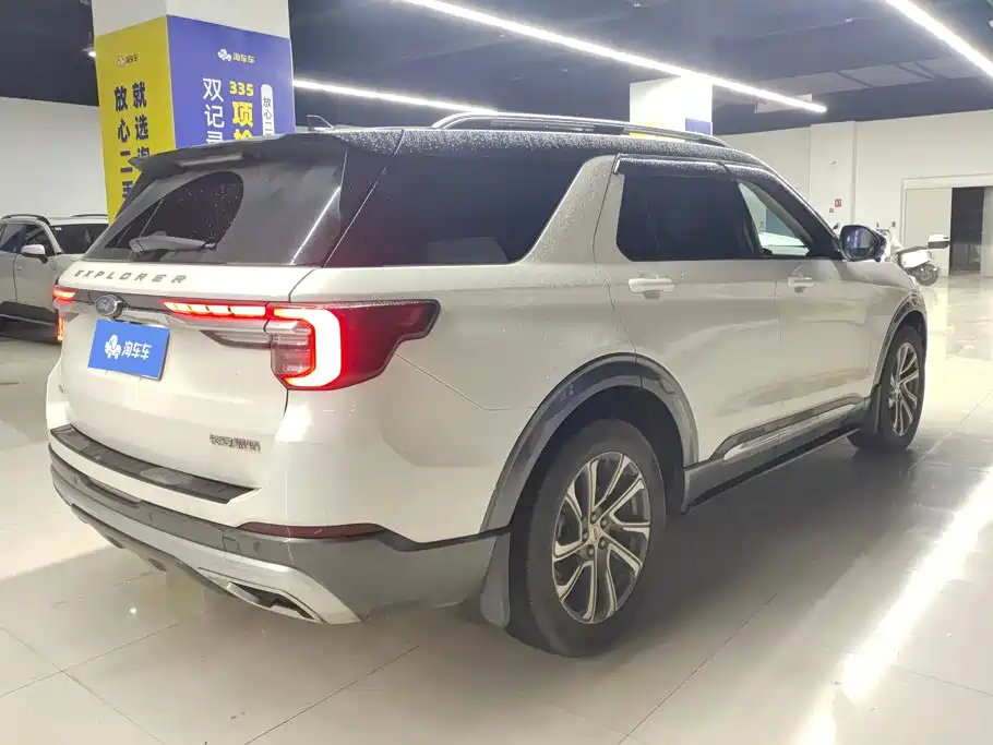 Ford Explorer — миниатюра 3