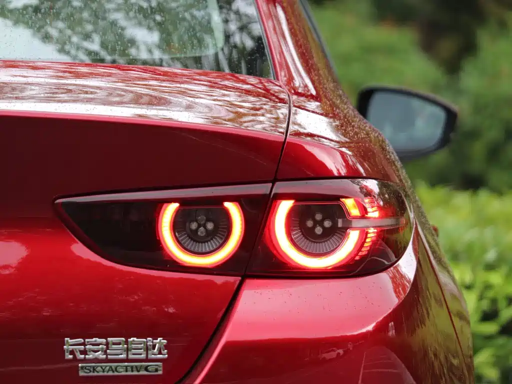 Mazda 3 Axela — миниатюра 9