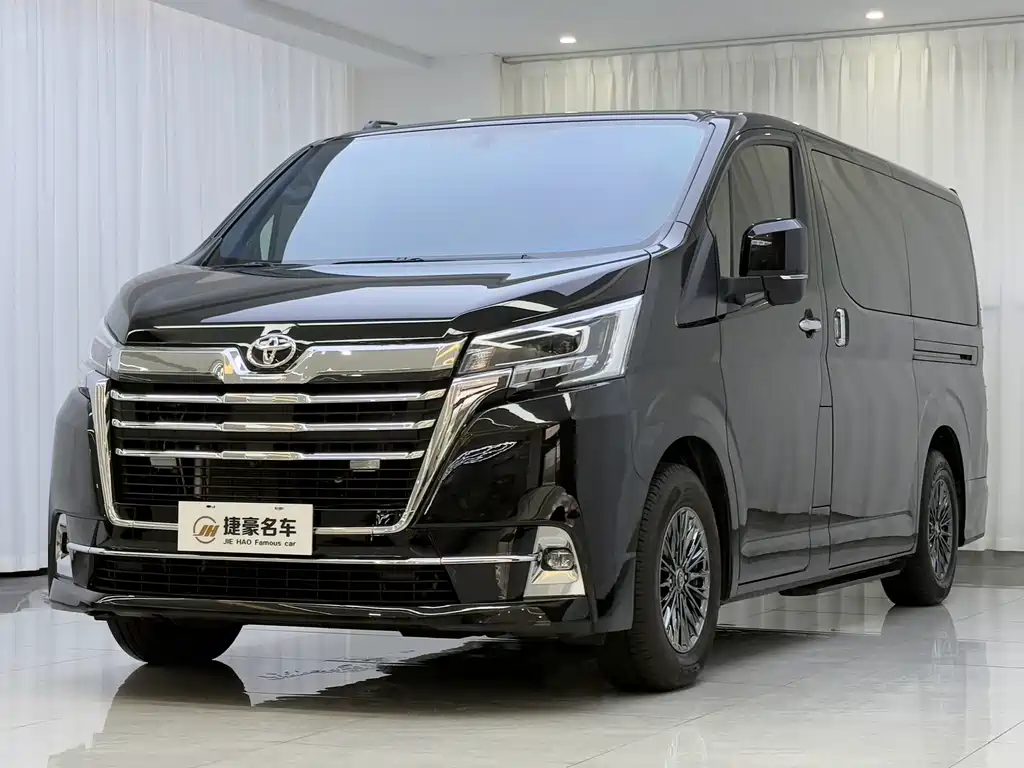 Toyota Hiace — миниатюра 2