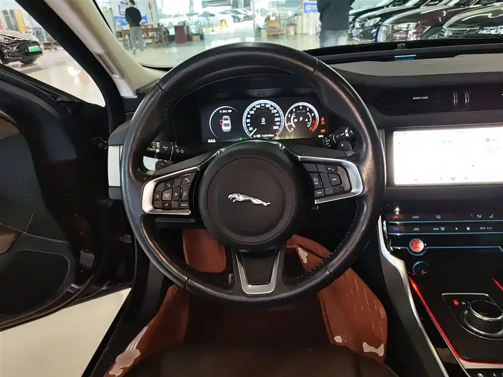Jaguar XFL 2020 XFL 2.0T P250 Luxury