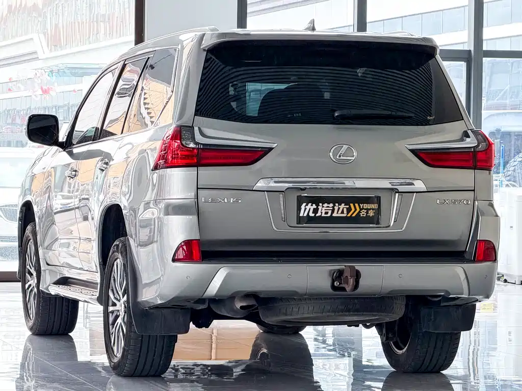 Lexus LX 2017 570 Luxury
