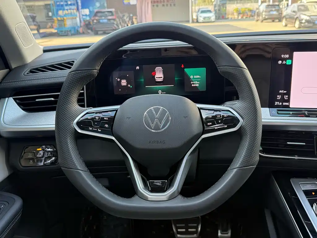 Volkswagen Tavendor 2023 380TSI R-Line