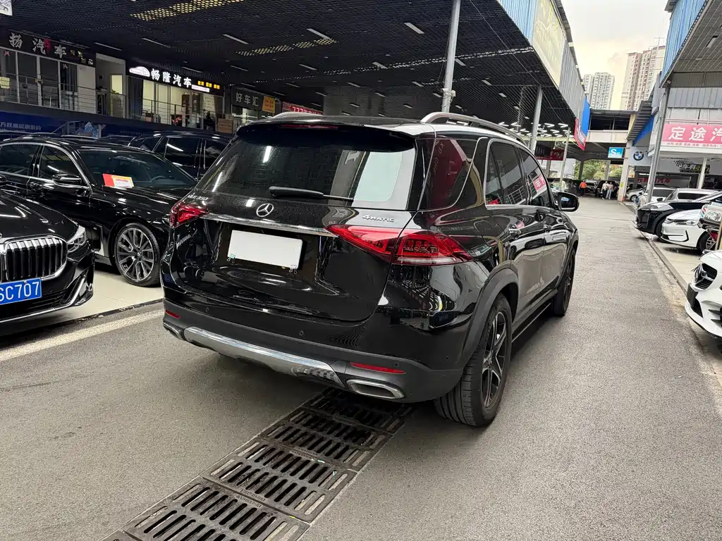 Mercedes-Benz GLE (Import) — миниатюра 6