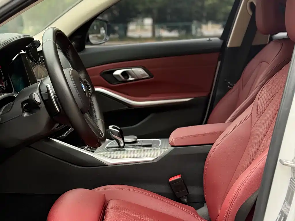 BMW 3 Series — миниатюра 4