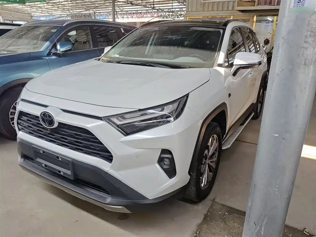Toyota RAV4 2023