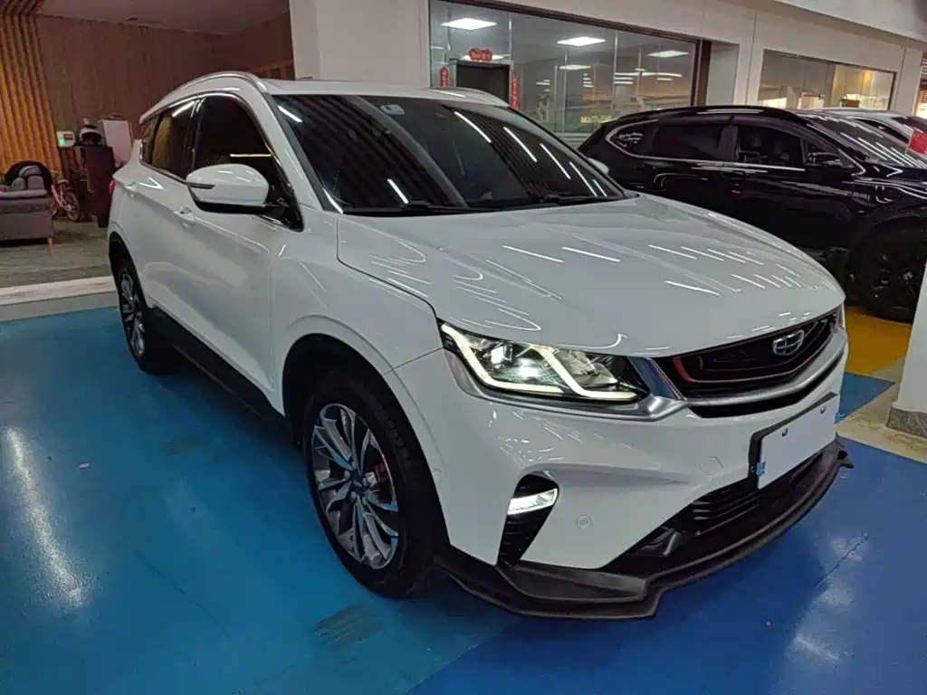 Geely Binyue — миниатюра 4