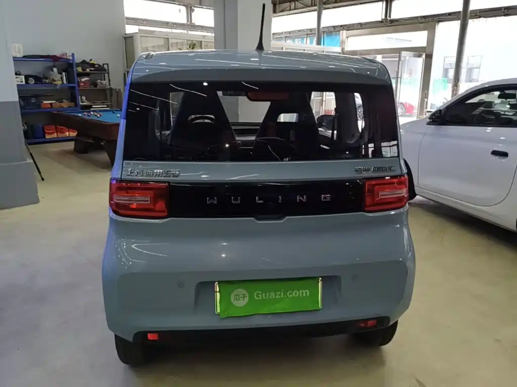 Wuling MINIEV — миниатюра 6