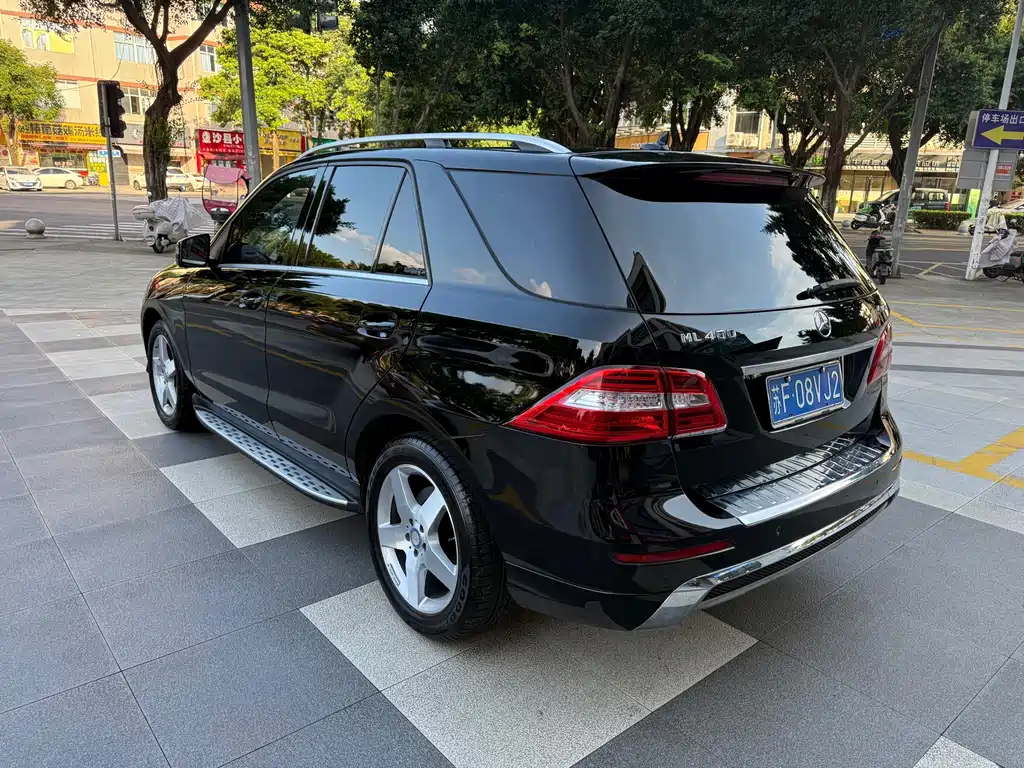 Mercedes-Benz M-Class — миниатюра 3