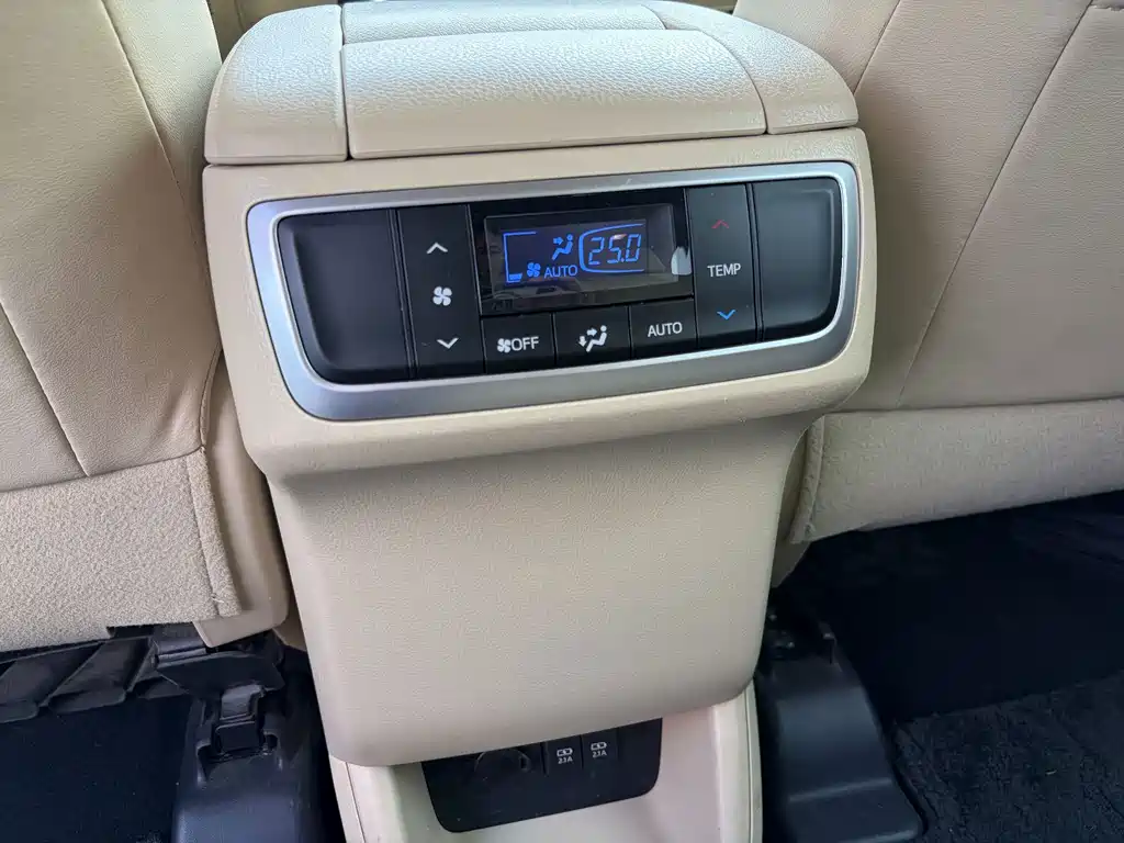 Toyota Highlander — миниатюра 21