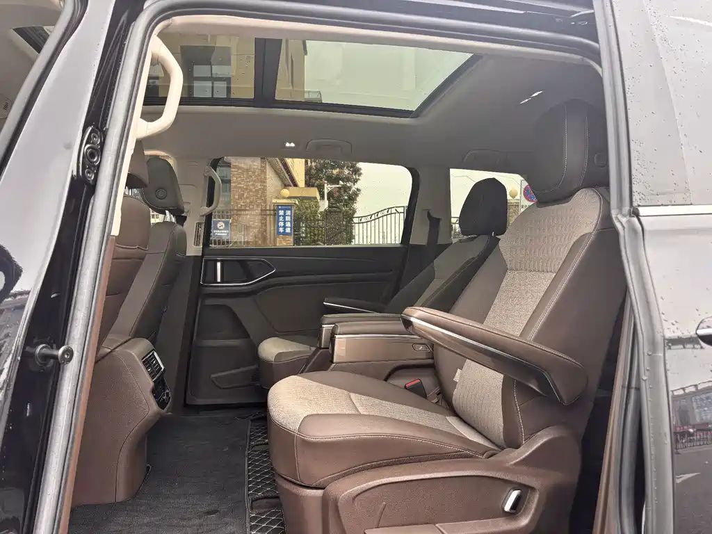 Volkswagen Viloran — миниатюра 6