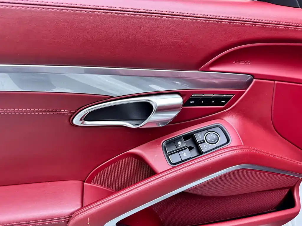 Porsche 718 2016 Boxster 2.0T