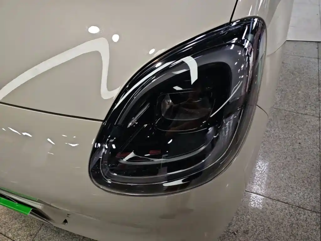 Wuling MINIEV — миниатюра 24