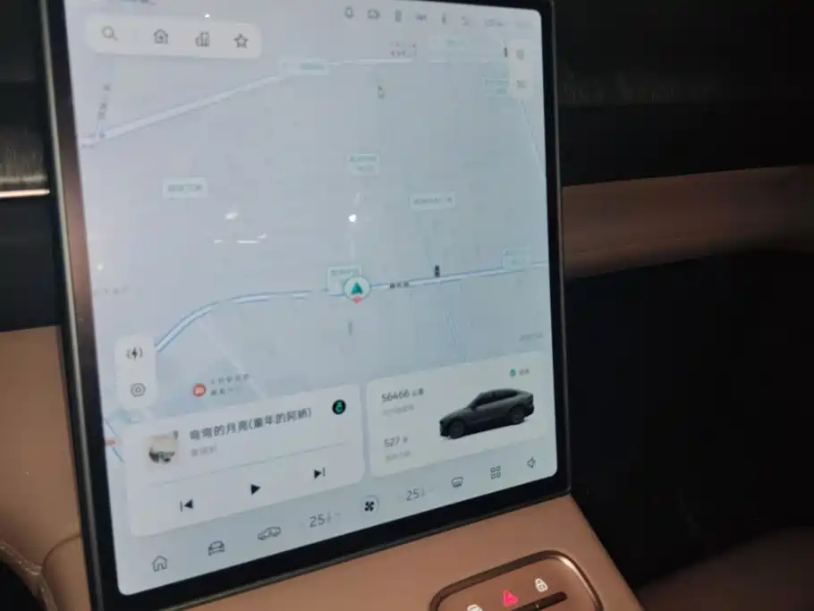 NIO EC6 — миниатюра 16