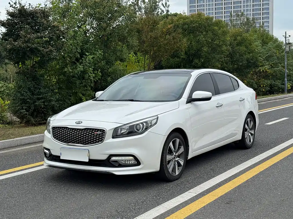 Kia K4