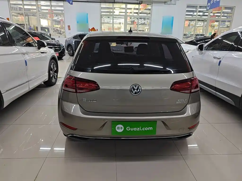 Volkswagen Golf — миниатюра 6